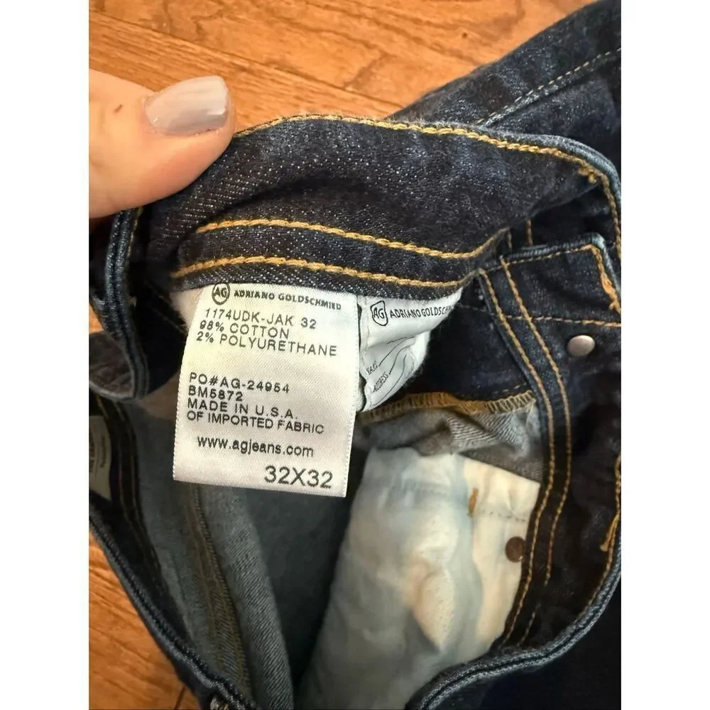 AG the Graduate tailored leg dark wash jeans size 32x32